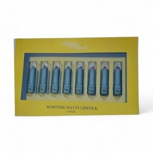 5/$25🏷 New 8 Pack Moisture Matte Lipstick Set Pink/Red Risque Beaute NIB Gift